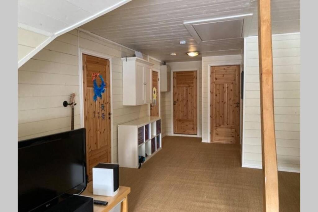 Comfortable House In Quiet Area Luster 외부 사진